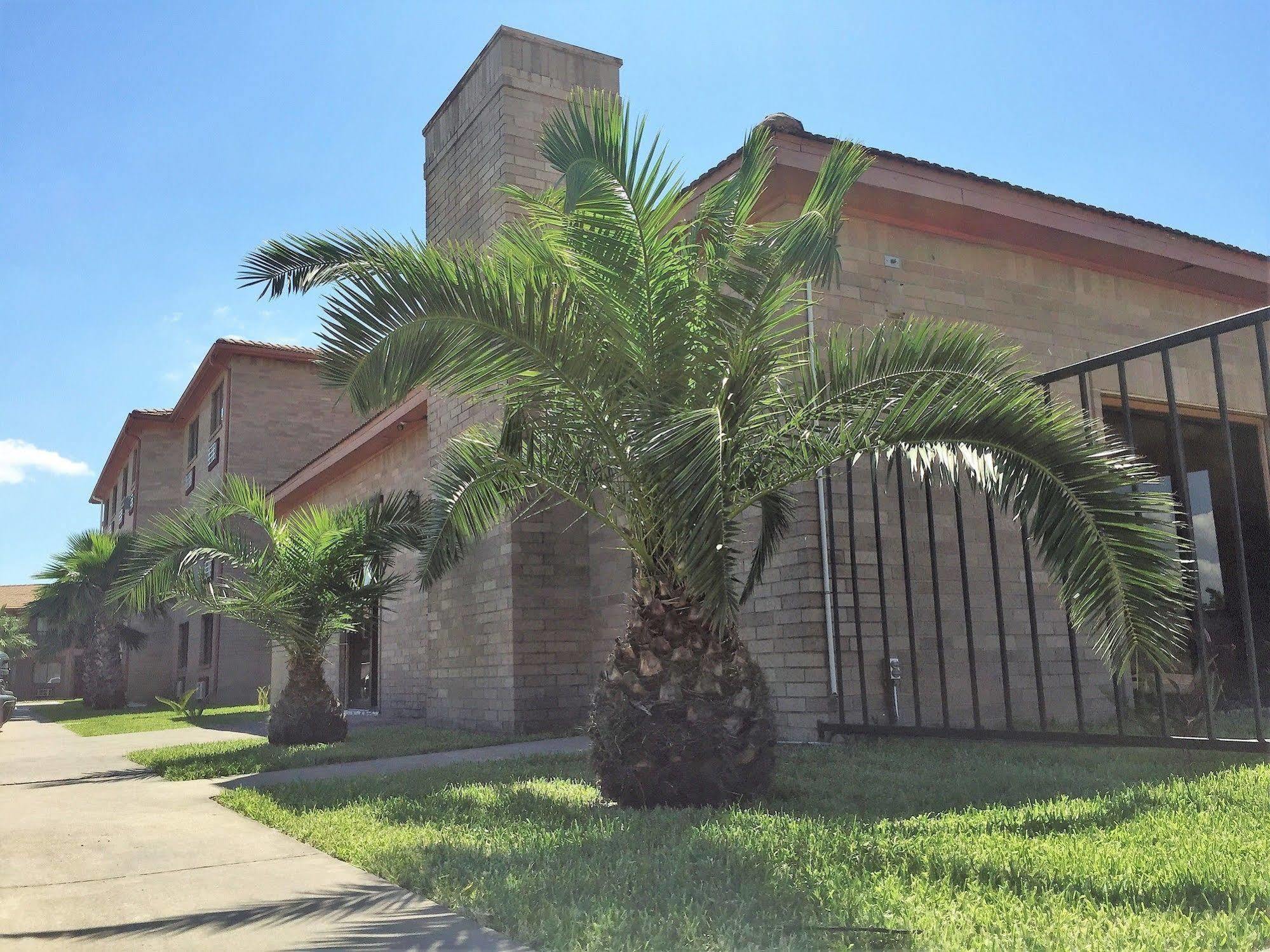 Relax Inn Channelview Exterior photo